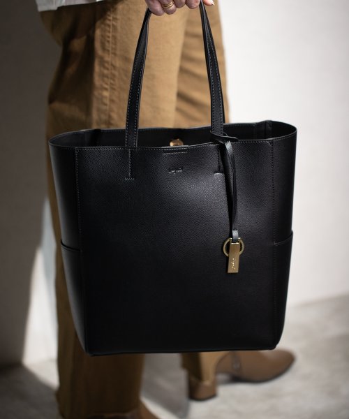 UNGRID bag(アングリッド　バッグ)/キーリングチャーム付き　ラージトートバッグ/BLK