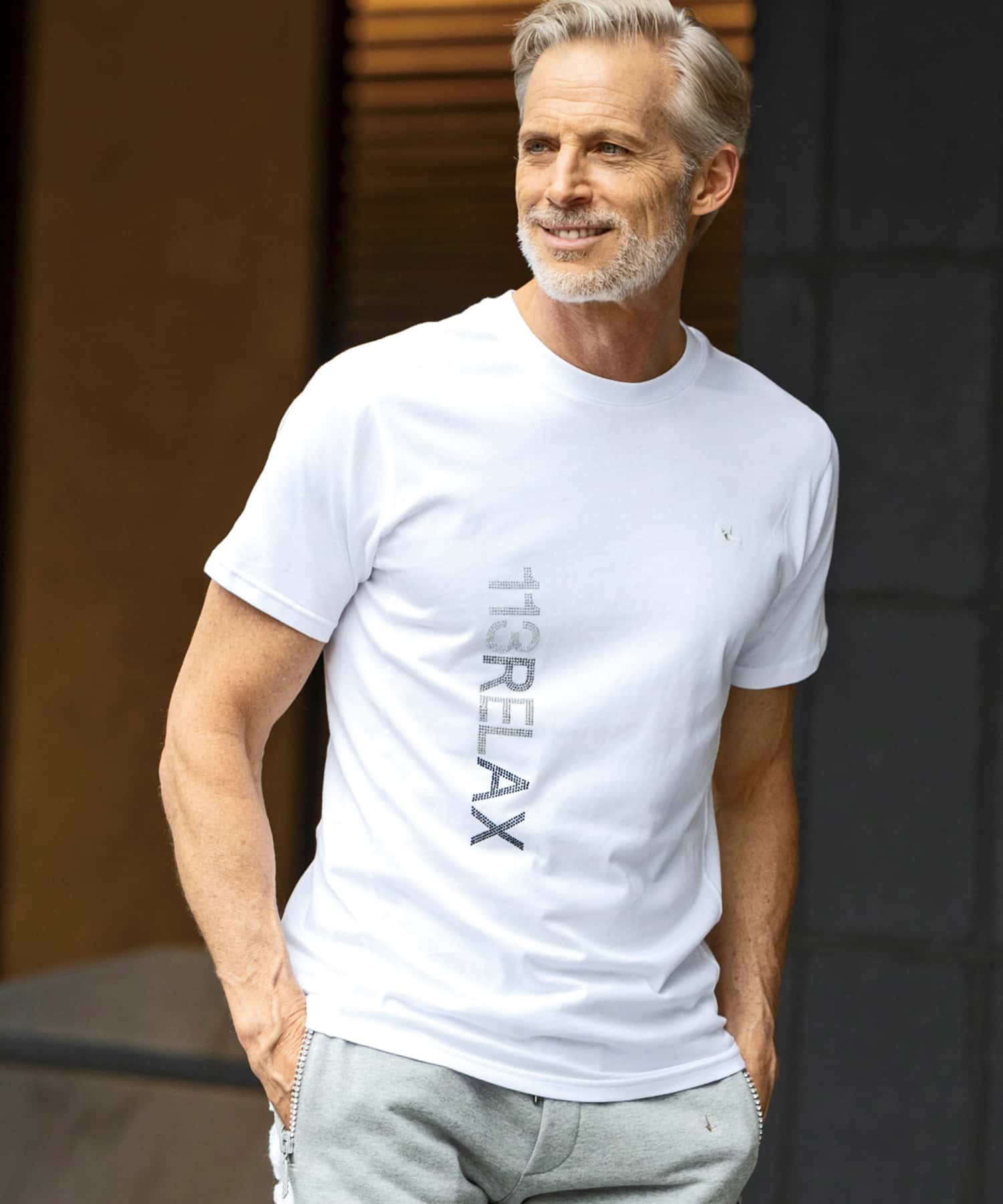 On グラデーション 半袖Tシャツ 空』グラデーション Tシャツ 半袖 藍染 ユニセックス 【受注制作】 T