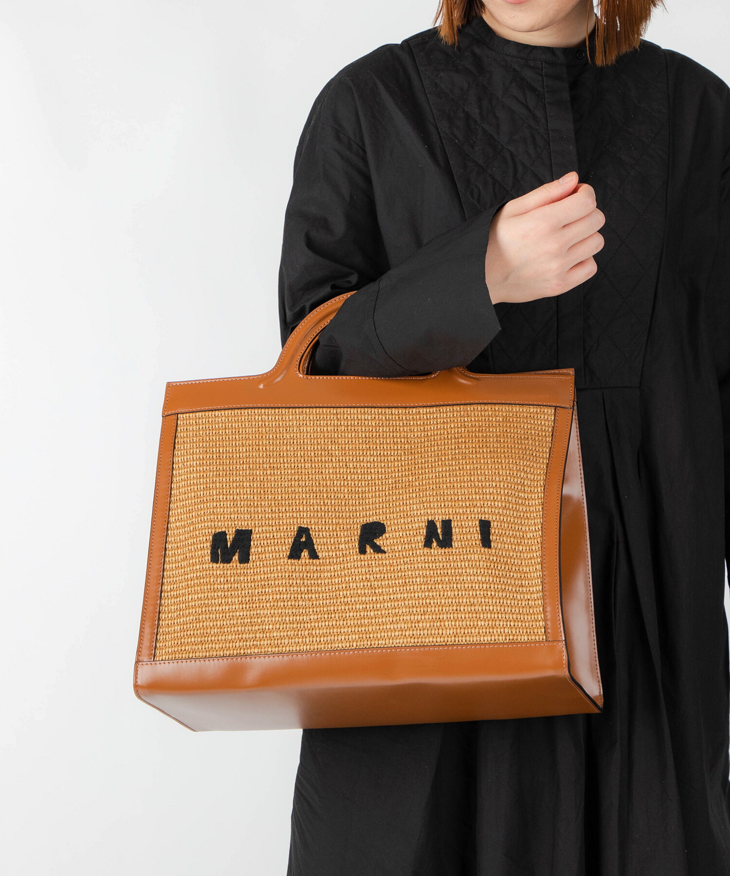 セール】マルニ MARNI BMMP0090Q0 P3860 ショルダーバッグ かごバッグ