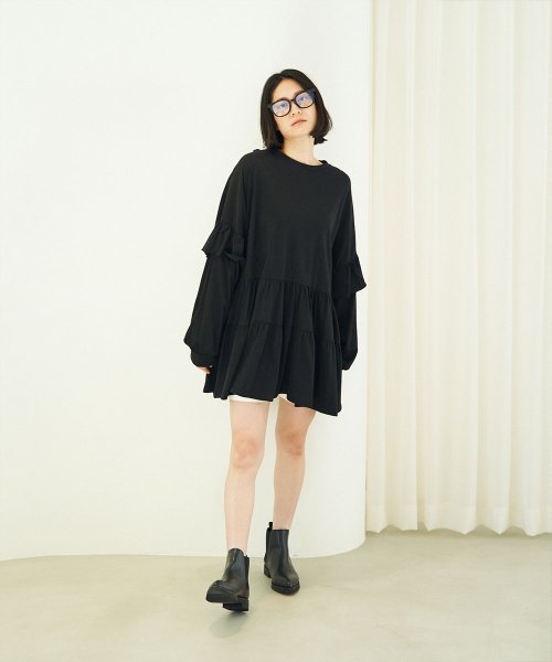 marjour(マージュール)/FRILL OVER TEE/ブラック