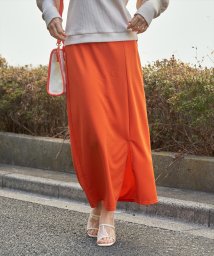 CHILLE(チル)/梨地ポンチIラインスカート/オレンジ