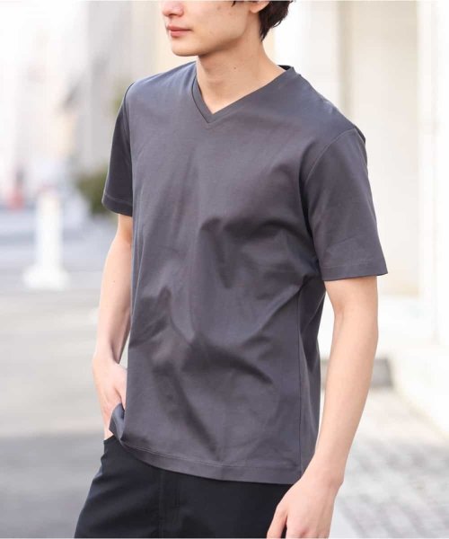 a.v.v (MEN)(アー・ヴェ・ヴェメンズ)/【接触冷感/S－XXL】シルケットスムースVネックTシャツ/ダークグレー