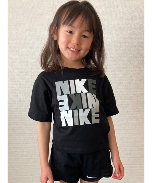 NIKE(NIKE)/キッズ(105－120cm) Tシャツ NIKE(ナイキ) SNACKPACK BOXY TEE/BLACK