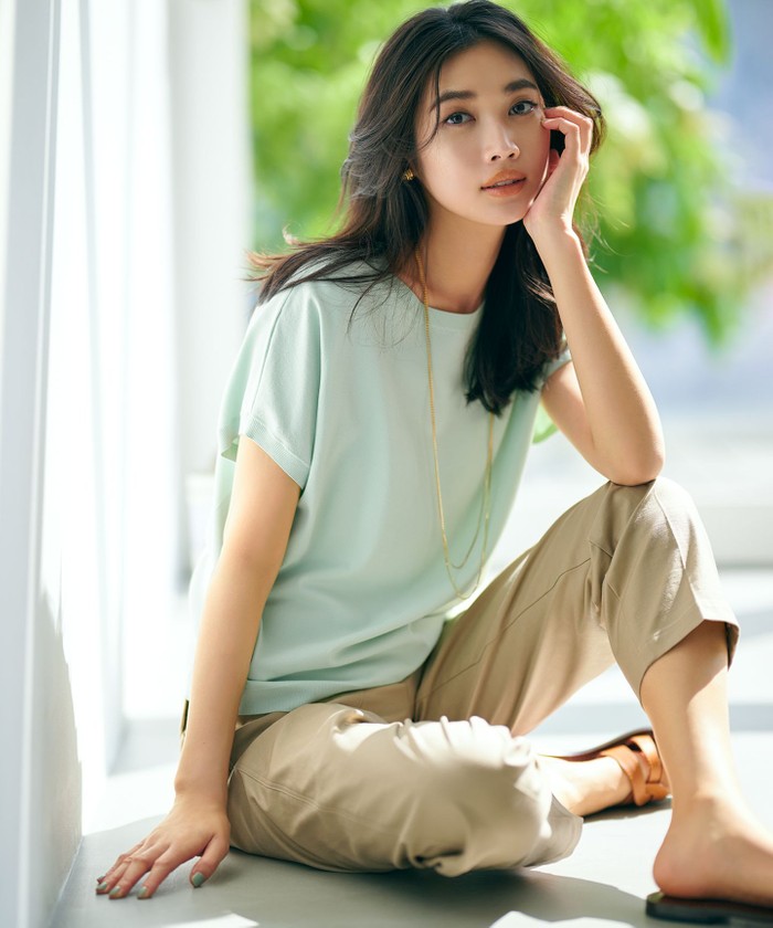 グリーン系｜ニット・セーター｜23区(ニジュウサンク)｜阪急百貨店公式