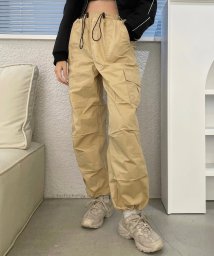 shopnikoniko/バルーンシルエット イージーカーゴパンツ 【即納】 カーゴパンツ ワイドパンツ サルエルパンツ ミリタリー ハイウエスト バルーン 韓国ストリート ストリート /504818907