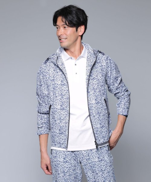 【SPORTO】クラッシュジオメトリックプリントブルゾン 商品説明【EPOCA UOMO 2023年春夏アイテム】機能性に優れたクラッシュジオメトリックブルゾン。【 EIM1694779311(12999円)