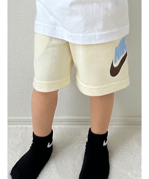 NIKE(ナイキ)/トドラー(85－104cm) ショートパンツ NIKE(ナイキ) NKB CLUB HBR FT SHORT/WHITE