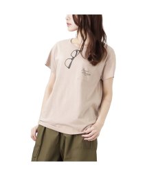 MAC HOUSE(women)(マックハウス（レディース）)/T－GRAPHICS ティーグラフィックス メガネプリントポケット半袖Tシャツ 335572106/ベージュ