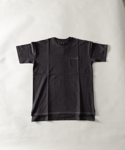 Nylaus(ナイラス)/ピーチスキン加工 配色ステッチ ポケット付き ショートスリーブTシャツ/ブラック