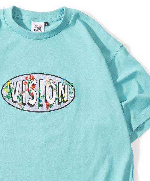 VISION STREET WEAR(ヴィジョン ストリート ウェア)/【VISION STREET WEAR／ヴィジョンストリートウェア】サークルロゴフラワー刺繍Tシャツ/ビッグシルエット/ソフトブルー
