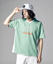 Munsingwear(マンシングウェア)/『ENVOY』サンスクリーンmロゴプリントサッカーゲームシャツ(吸汗速乾/UV CUT(UP/グリーン
