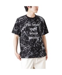 MAC HOUSE(men)(マックハウス（メンズ）)/T－GRAPHICS ティーグラフィックス 総柄プリント半袖Tシャツ F52005DM/ブラック