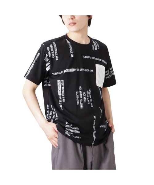 MAC HOUSE(men)(マックハウス（メンズ）)/T－GRAPHICS ティーグラフィックス 総柄プリント半袖Tシャツ F52005DM/ブラック×ホワイト
