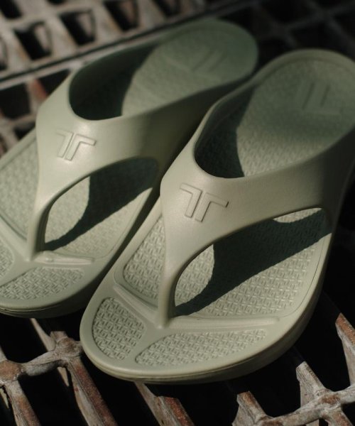 AVIREX(AVIREX)/『メンズサイズ』テリック フリップフロップ リカバリー サンダル / TELIC FLIPFLOP SANDAL/ライトグリーン