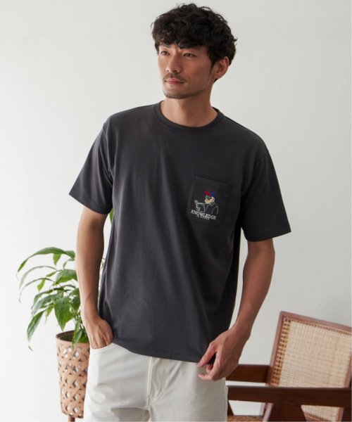 ikka(イッカ)/ブックマンサガラ刺繍ポケTシャツ/チャコールグレー