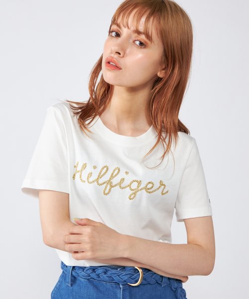 TOMMY HILFIGER(トミーヒルフィガー)/ゴールドロープロゴTシャツ/ホワイト