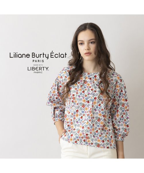 Liliane Burty ECLAT(リリアンビューティエクラ)/【S・Mサイズ】リバティ　衿ぐりタックプルオーバーブラウス/ホワイト