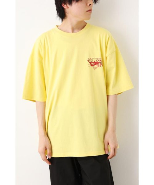 RODEO CROWNS WIDE BOWL(ロデオクラウンズワイドボウル)/APPLE MAN Tシャツ/YEL