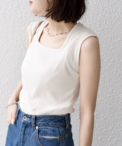 SHIPS WOMEN(シップス　ウィメン)/* 2WAY スクエアネック タンクトップ 24SS ◇/オフホワイト