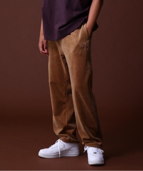 AVIREX(AVIREX)/《COLLECTION》VELOUR TRACK PANTS /ベロア トラックパンツ/カーキ