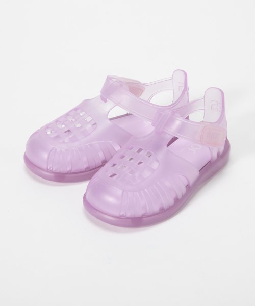 セール】イゴール IGOR サンダル TOBBY VELCRO キッズ シューズ トビーベルクロ キッズサンダル ベビー 子供 男の子 女の子 夏 軽量 ベルクロ 水遊(505340418) | イゴール(IGOR) - MAGASEEK