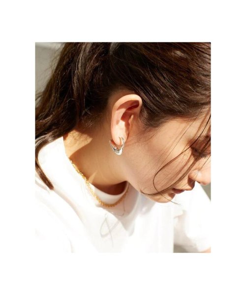 RoyalFlash(ロイヤルフラッシュ)/Nothing And Others/Thickness asymmetry wave Pierce/シルバー