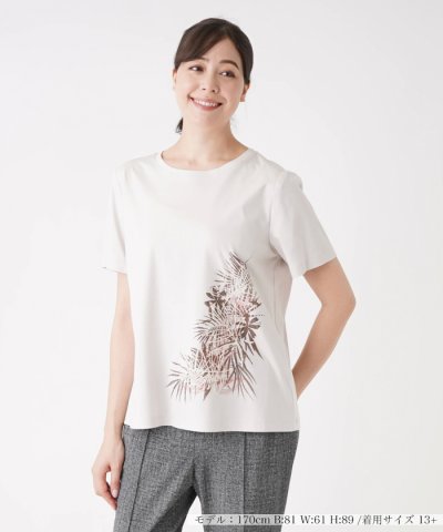 ボタニカル柄Tシャツ【Leilian WHITE LABEL】