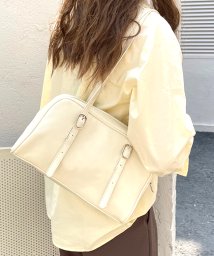 Dewlily(デューリリー)/ミニボストンバッグ 鞄 レディース 韓国ファッション 10代 20代 30代 オフィスカジュアル ショルダーバッグ 大容量 シンプル プレゼント スクール/ホワイト