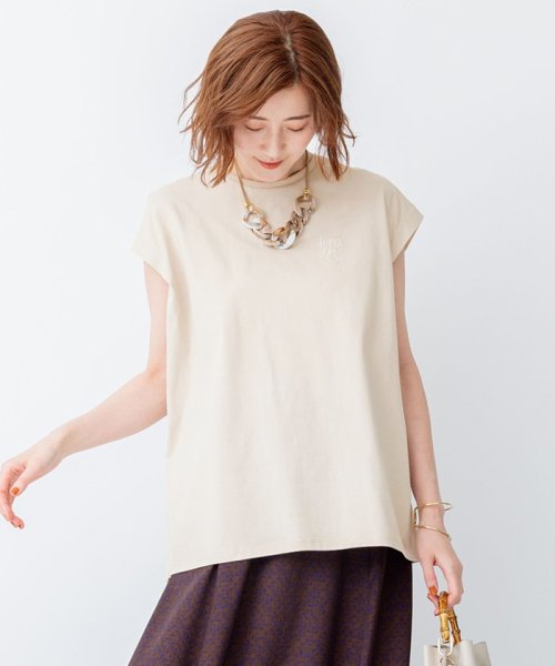 NIJYUSANKU（SMALL SIZE）(23区（小さいサイズ）)/【洗える】ポイントロゴ Tシャツ/ベージュ系