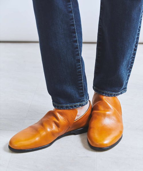 【定番】ソフトレザー ドレープ フラットシューズ 