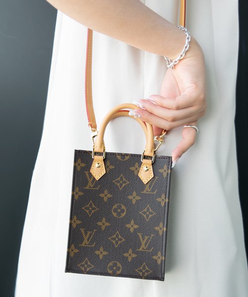 Shop Louis Vuitton PETIT SAC PLAT Petit Sac Plat (M81295) by mongsshop