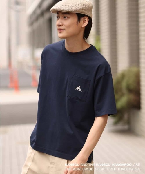 a.v.v (MEN)(アー・ヴェ・ヴェメンズ)/【コラボ/KANGOL】胸ポケットプリントTシャツ/ネイビー