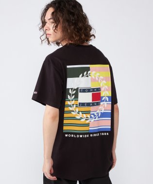 TOMMY JEANS/リラックスフラッグクリスプラグジュアリーTシャツ/505386572