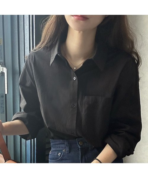 LAUIR(ラウアー)/シンプルカラーポケット付き長袖シャツ/ブラック