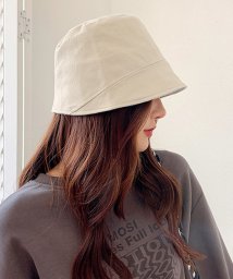 Dewlily(デューリリー)/シンプルバケットハット 韓国ファッション 10代 20代 30代 日よけ効果あり UV対策 小顔効果あり 折りたたみ可能 収納便利 つば広 深め/ホワイト