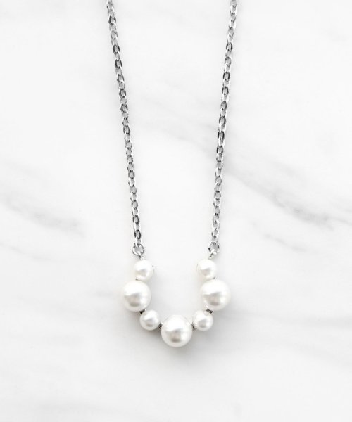TOCCA(TOCCA)/FRILL PEARL HORSE SHOE NECKLACE ネックレス/シルバー系