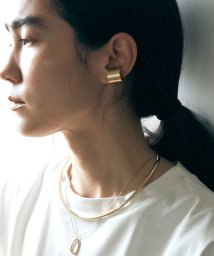 marjour(マージュール)/WIDE HOOP EARCUFF/ゴールド