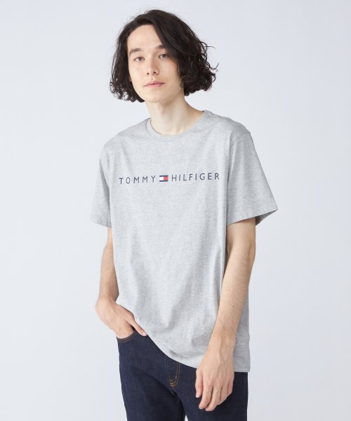 TOMMY HILFIGER(トミーヒルフィガー)/トミーヒルフィガープリント半袖Tシャツ/グレー