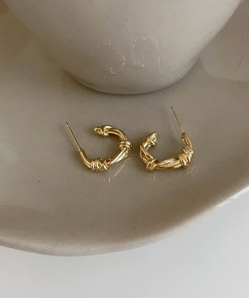 G10 Coating Twist Rope Earrings 26155 ゴールドコーテイングツイストロープイヤリング ツイストイヤリング