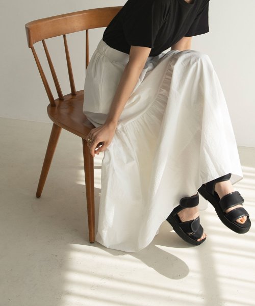 marjour(マージュール)/MONOTONE TIERED SKIRT/オフホワイト系1