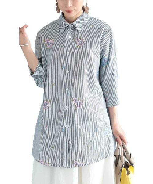 Sawa a la mode(サワアラモード)/花刺繍とストライプ柄のコットンシャツチュニック/ブルー