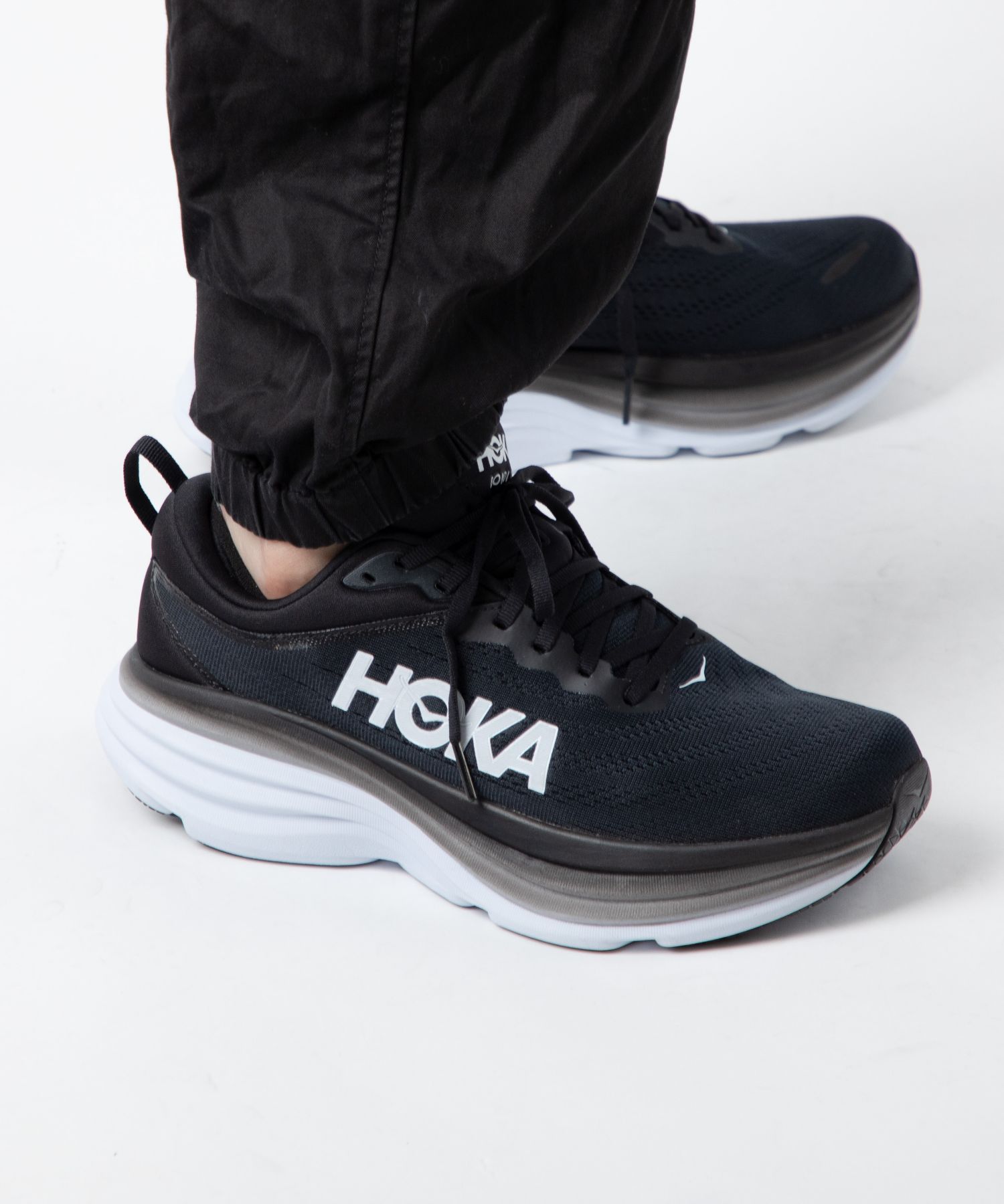 HOKA  M  BONDI  8