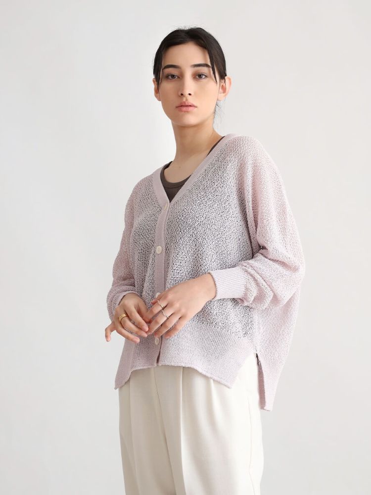 透かし編みクルーネックカーディガン