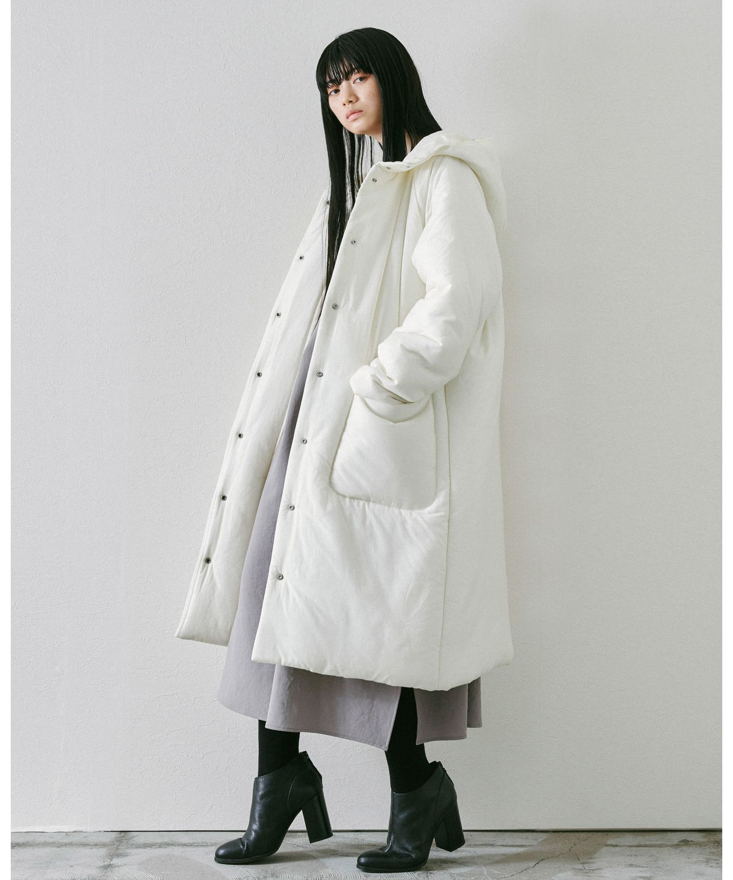 未使用タグ付き Audrey and John Wad フレアロングスカート F 未使用タグ付き Audrey and John Wad フレアロングスカート F