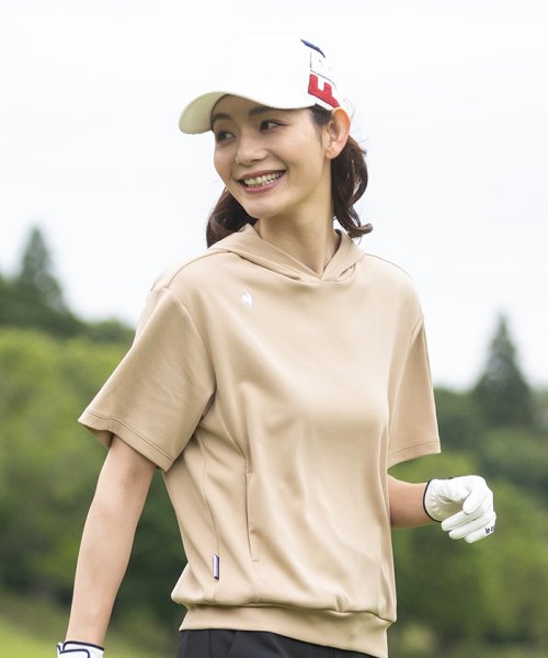 le coq sportif GOLF (ルコックスポルティフ（ゴルフ）)/スフレダンボール半袖フーディー/ベージュ