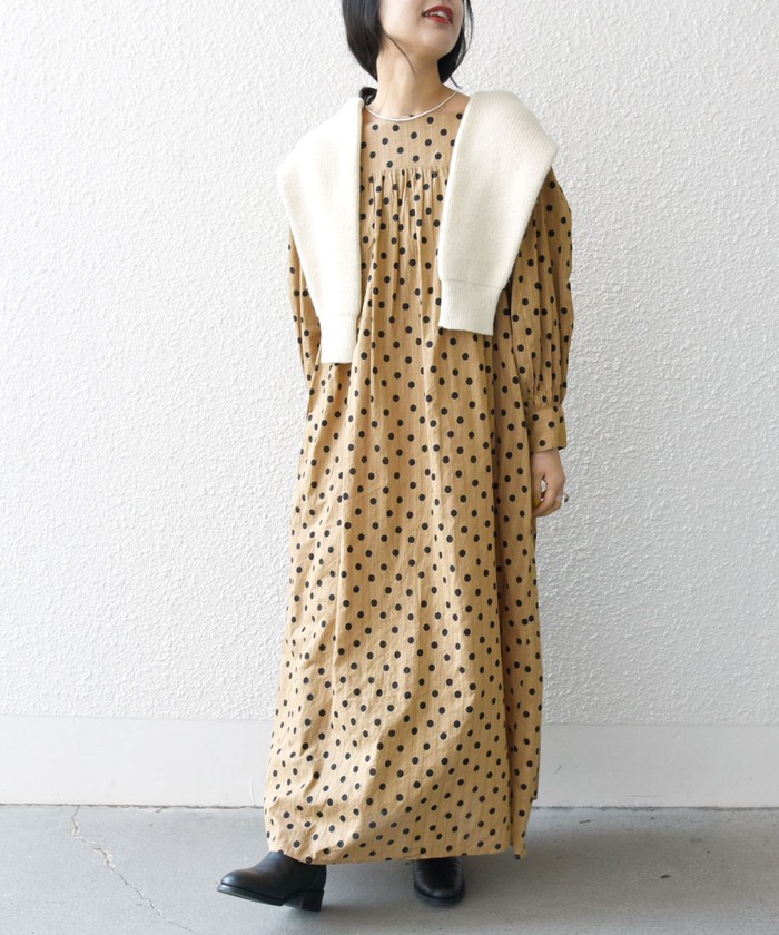 agnes b. ファーコート 高山都着用 agnes b. ファーコート 高山都着用