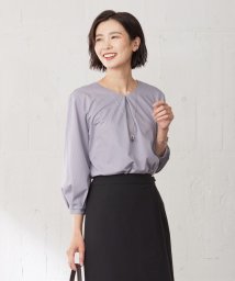 J.PRESS LADIES（LARGE SIZE）(J．プレス　レディス（大きいサイズ）)/ストライプジャカード Vネック カットソー/ライトグレー系1