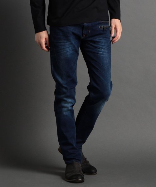 黒顔料ビットデニムパンツ 