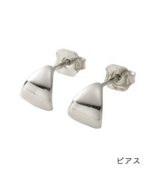 cream dot/全4タイプ。ぷっくりと艶めくミニマムピアス/イヤリング/504248939