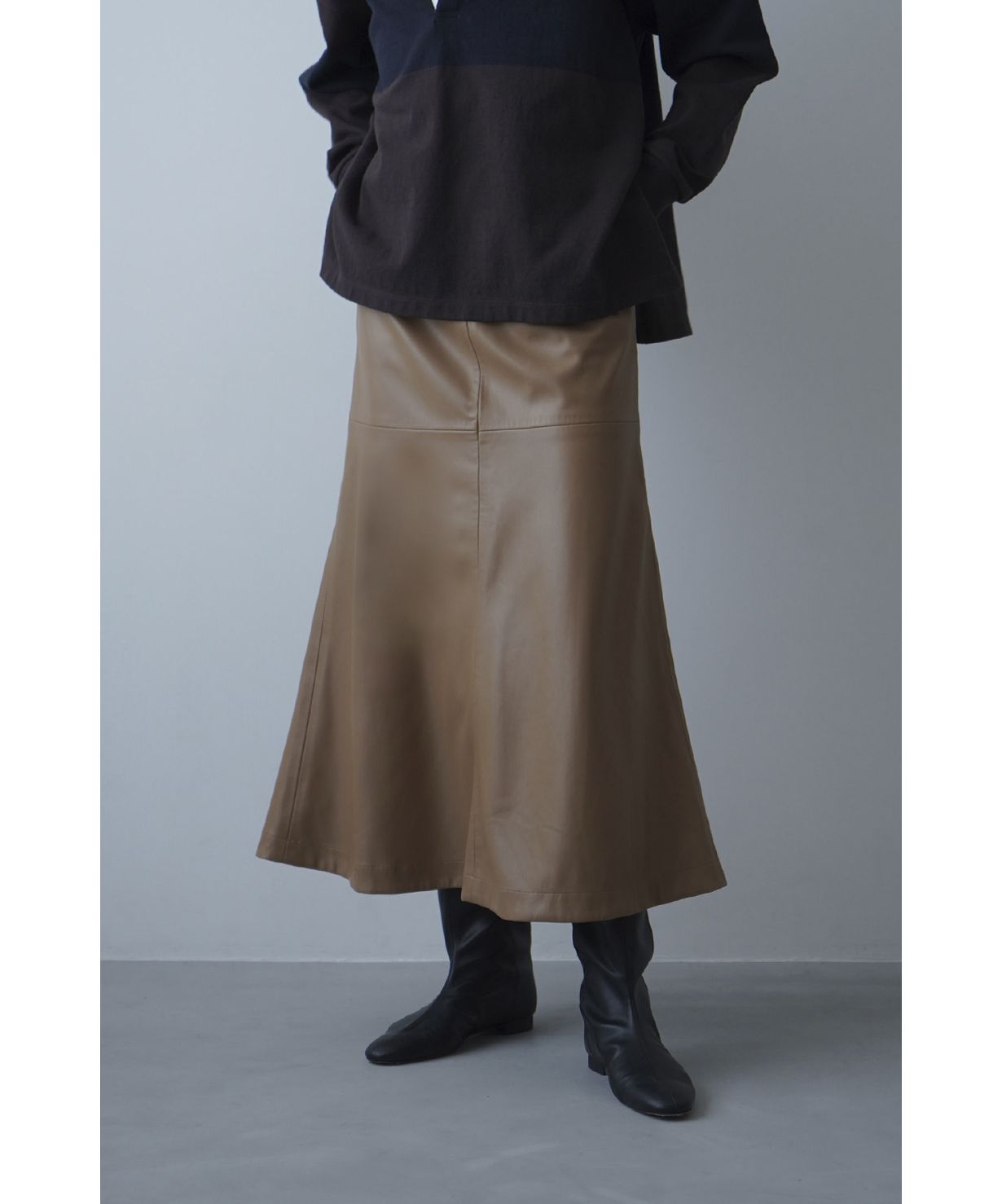 clane クラネ　VEGAN LEATHER LONG SKIRT